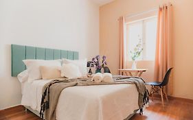 Miraflores Private Rooms - Guest House - Cocina Compartida - Terraza